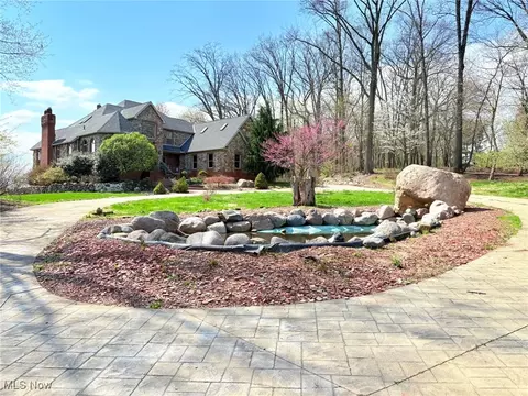 3065 Perry Dr NW, Canton, OH 44708 photo 35