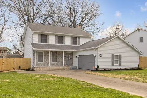 5048 Tralee Cir NW, North Canton, OH 44720