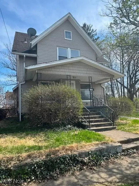1350 Kentucky Ave, Akron, OH 44314