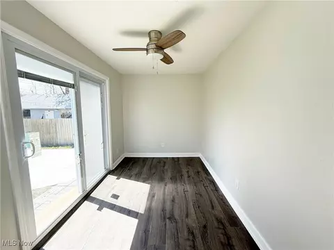 2434 E 33rd St, Lorain, OH 44055 photo 22