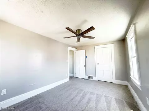 2434 E 33rd St, Lorain, OH 44055 photo 36
