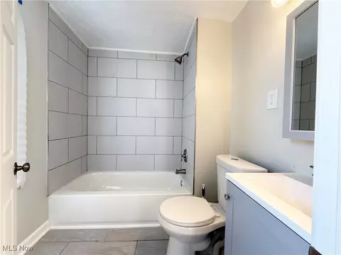 2434 E 33rd St, Lorain, OH 44055 photo 26