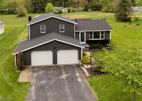 145 Walter Ave, Washingtonville, OH 44490