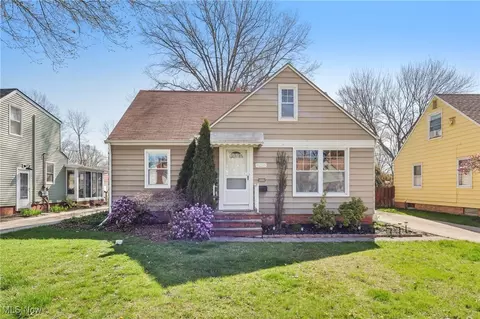 4255 W 226th St, Fairview Park, OH 44126