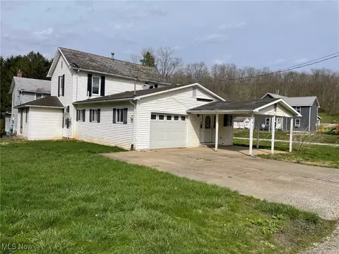 10 Hill St, Whipple, OH 45788