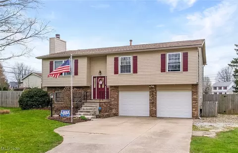 1842 Bruton Church Cir NW, Uniontown, OH 44685