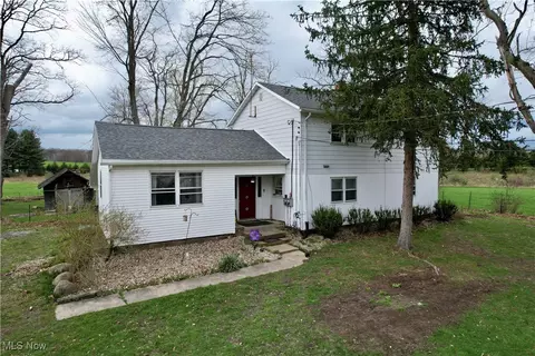 8195 Nichols Rd, Windham, OH 44288