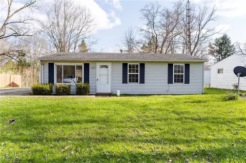 3058 State Route 303, Mantua, OH 44255