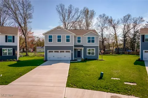152 Zenith Ct, Eastlake, OH 44095