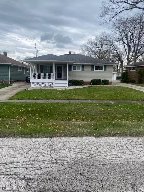 5639 Briarcliff Dr, Garfield Heights, OH 44125