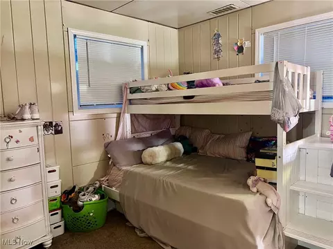 Bedroom - 1302 Dover Ave, Dover, OH 44622 photo 3 of 3