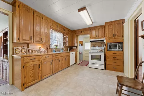 3307 Lincoln St E, Canton, OH 44707 photo 21