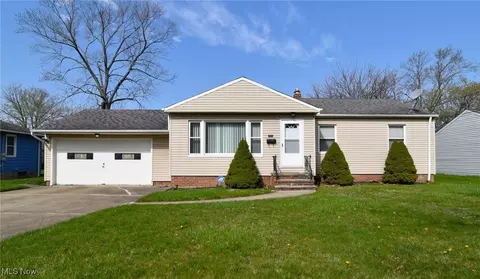 4880 Green Rd, Warrensville Heights, OH 44128