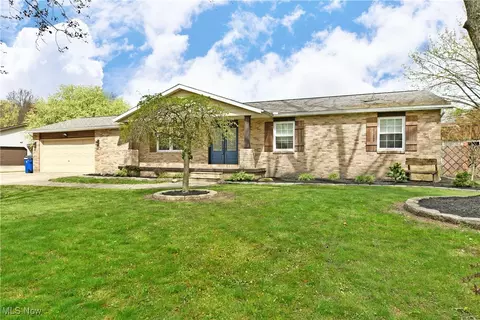 288 Butternut Cir, Cortland, OH 44410