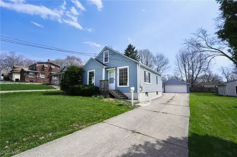 153 Tolbert St, Wadsworth, OH 44281