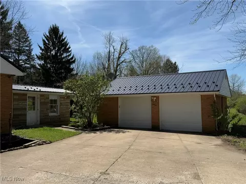 2522 River Rd, Willoughby Hills, OH 44094 photo 4