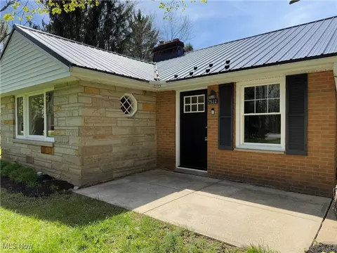 2522 River Rd, Willoughby Hills, OH 44094 photo 6