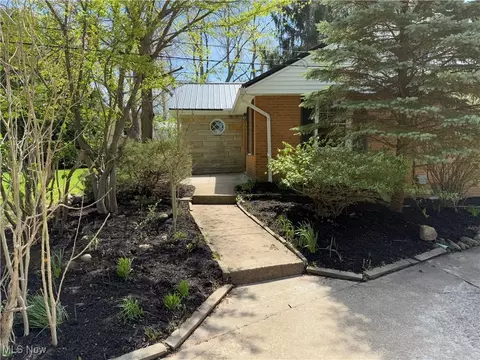 2522 River Rd, Willoughby Hills, OH 44094 photo 5