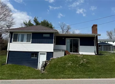 142 W Main St, Hopedale, OH 43976