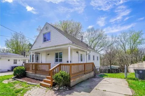 1648 Vicgross Ave, Akron, OH 44310