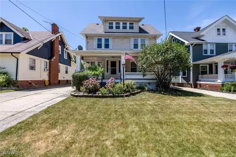 1584 Wagar Ave, Lakewood, OH 44107
