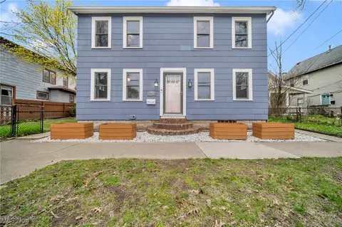 3902 Woodbine Ave, Cleveland, OH 44113