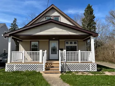 13909 Wolf Ave, Garfield Heights, OH 44125