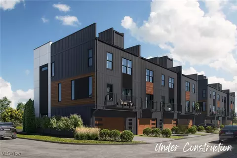 1734 Front St #36, Cuyahoga Falls, OH 44221