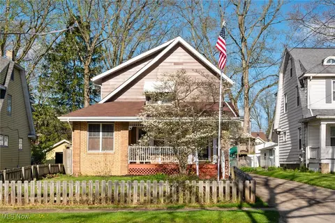 1734 12th St, Cuyahoga Falls, OH 44223