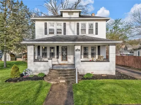 625 N 15th St, Sebring, OH 44672