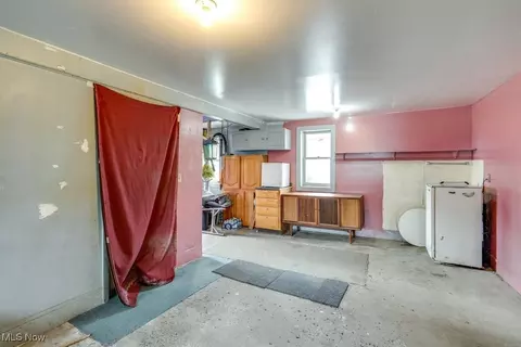 1213 Clifton Ave, Akron, OH 44310 photo 27