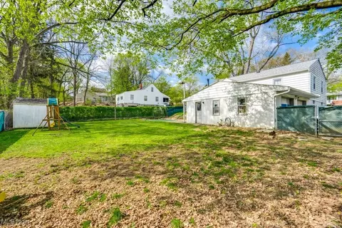 1213 Clifton Ave, Akron, OH 44310 photo 30