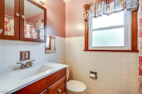 1213 Clifton Ave, Akron, OH 44310 photo 19