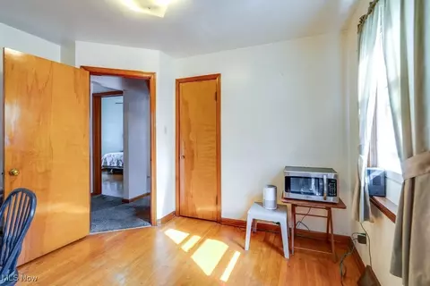 1213 Clifton Ave, Akron, OH 44310 photo 17