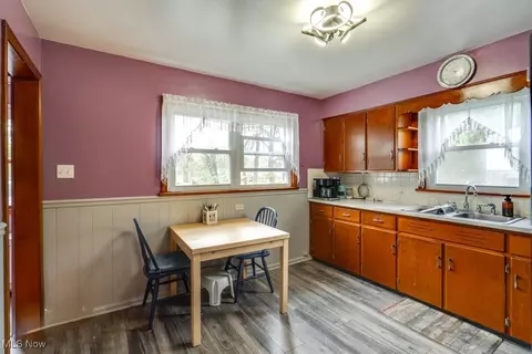 1213 Clifton Ave, Akron, OH 44310 photo 11