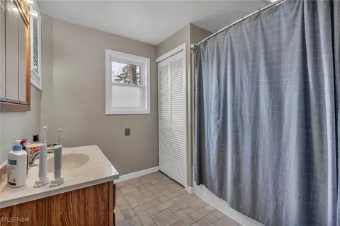 1206 Dayton St, Akron, OH 44310 photo 22