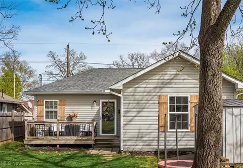 1962 Norwood Blvd, Zanesville, OH 43701