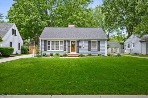 23858 Oak Ln, North Olmsted, OH 44070