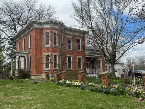 796 W Us Highway 224 W, Willard, OH 44890 photo 3