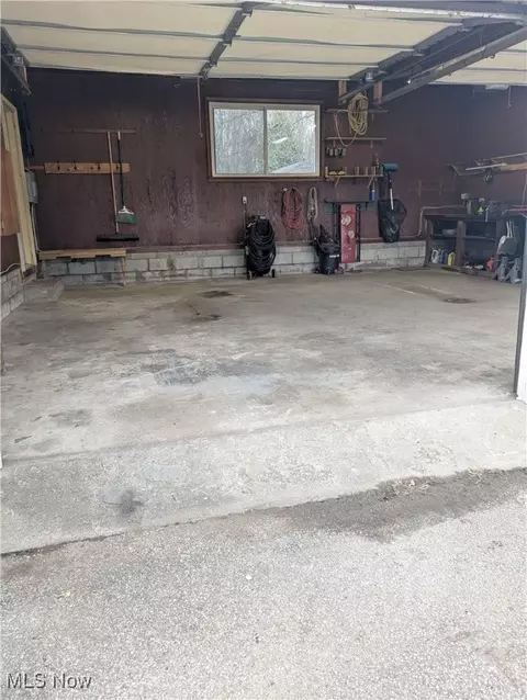 9581 Colton Rd, Windham, OH 44288 photo 5