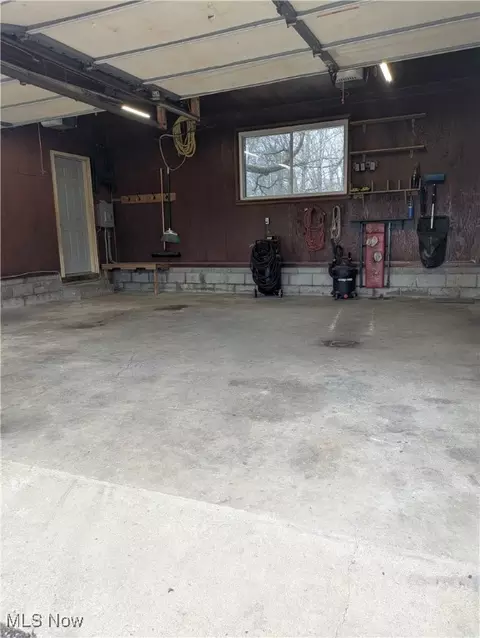 9581 Colton Rd, Windham, OH 44288 photo 6