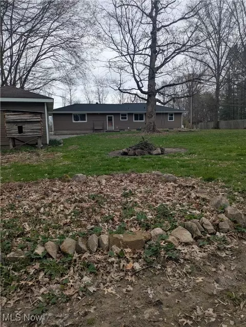 9581 Colton Rd, Windham, OH 44288 photo 3