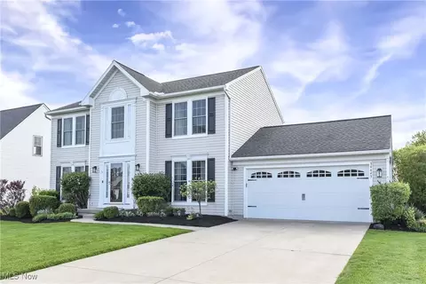 34643 Plantation Pl, North Ridgeville, OH 44039