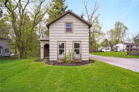 460 Carthage Ave, Kent, OH 44240