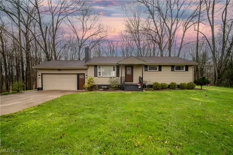 2690 S Turner Rd, Canfield, OH 44406