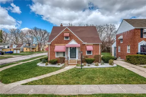 16101 Throckley Ave, Cleveland, OH 44128