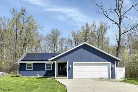 21822 Westwood Dr, Strongsville, OH 44149