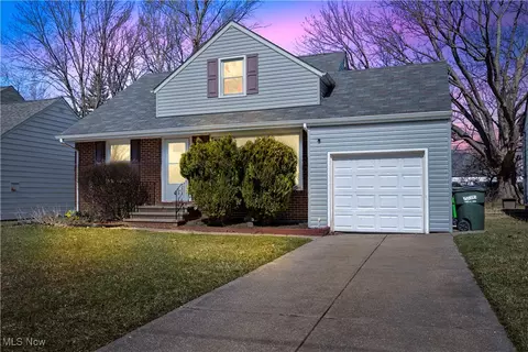 320 Walworth Ave, Euclid, OH 44132