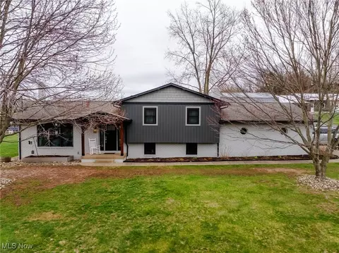 3850 Township Road 162, Sugarcreek, OH 44681