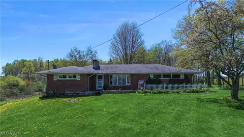 10245 Springfield Rd, Poland, OH 44514
